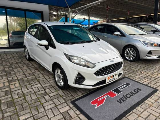 FORD FIESTA 1.6 TI-VCT FLEX SEL MANUAL FORD FIESTA 1.6 TI-VCT FLEX SEL MANUAL